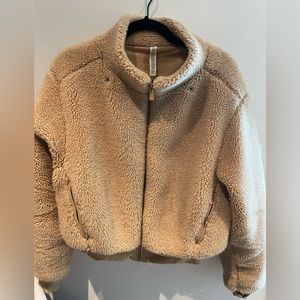 Alo yoga teddy jacket
